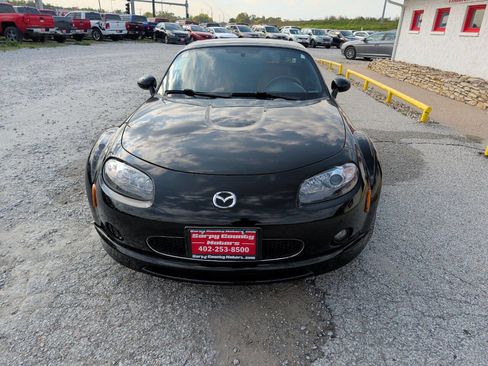 Used 2008 MAZDA MX-5 Miata Grand Touring w/ Premium Pkg image 8