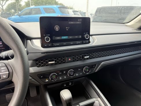 Used 2024 Honda Accord EX image 20