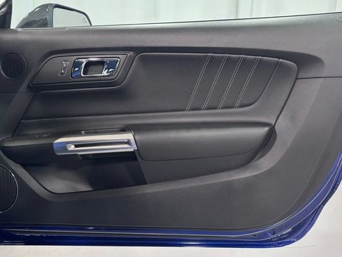 Used 2016 Ford Mustang GT Premium w/ Equipment Group 401A RWD image 30
