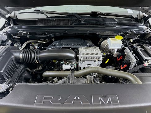 Used 2022 RAM 1500 Lone Star AWD/4WD image 32
