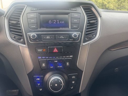 Used 2017 Hyundai Santa Fe Sport AWD/4WD image 30