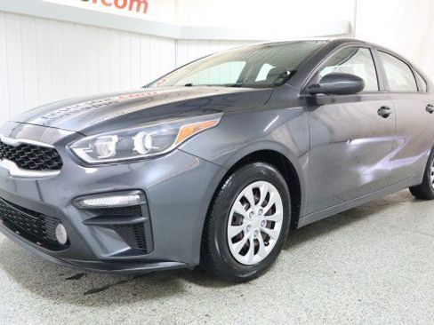 Used 2020 Kia Forte Sedan FWD image 2