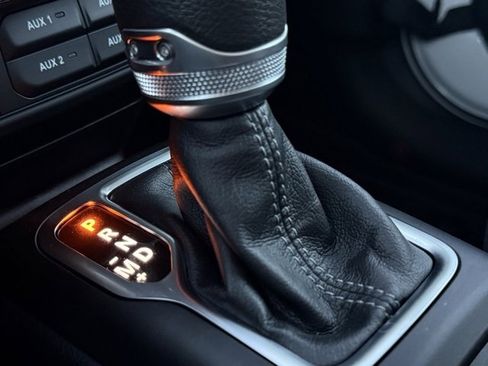 New 2025 Jeep Gladiator Sport image 22