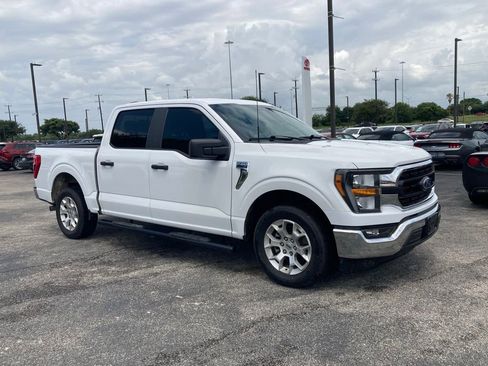Used 2023 Ford F150 XLT RWD image 3