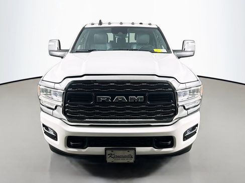 Used 2024 RAM 3500 Limited image 2