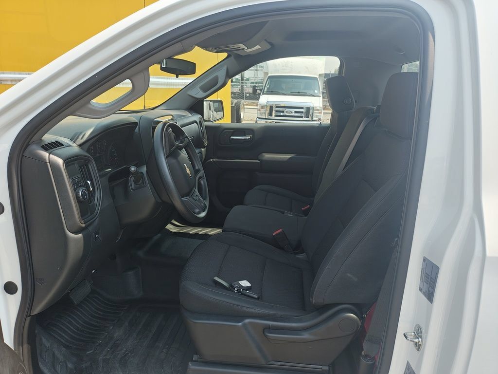 Used 2025 Chevrolet Silverado 1500 W/T RWD image 7