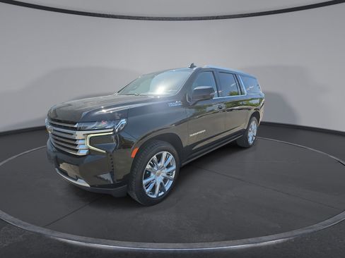 Used 2021 Chevrolet Suburban High Country w/ Premium Package AWD/4WD image 4
