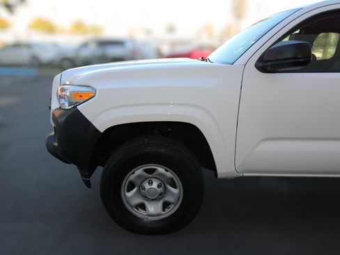 Used 2020 Toyota Tacoma SR image 14