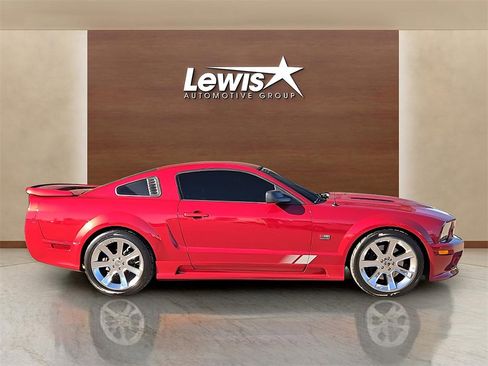 Used 2006 Ford Mustang GT image 6