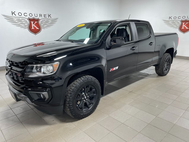Used 2021 Chevrolet Colorado Z71 w/ Z71 Midnight Edition AWD/4WD image 3