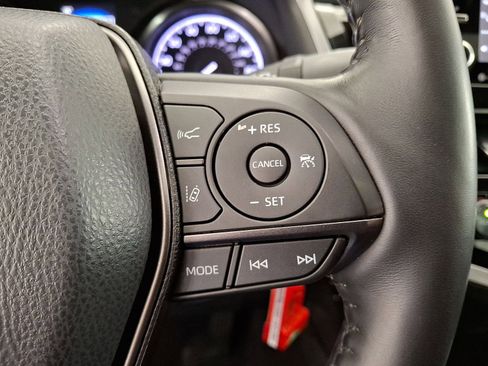 Certified 2021 Toyota Camry SE w/ Cold Weather Package image 18