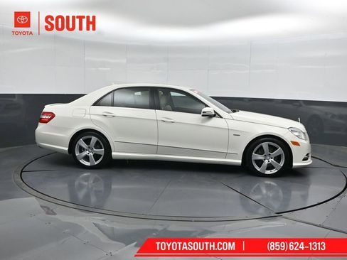 Used 2012 Mercedes-Benz E 350 4MATIC Sedan image 3