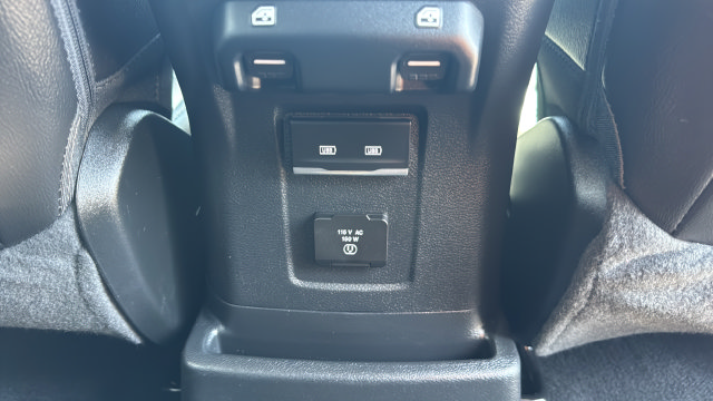 Used 2023 Jeep Wrangler Unlimited Sahara AWD/4WD image 27
