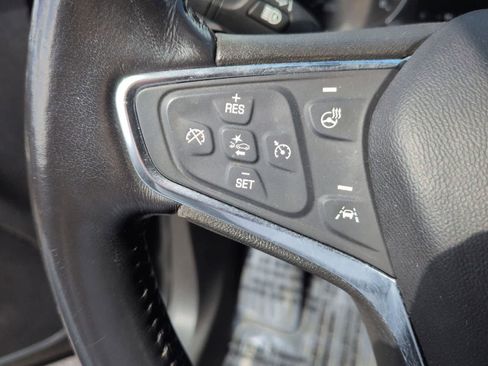 Used 2020 Chevrolet Equinox Premier image 18