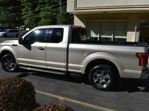 Used 2017 Ford F150 XLT w/ Equipment Group 302A Luxury RWD image 7