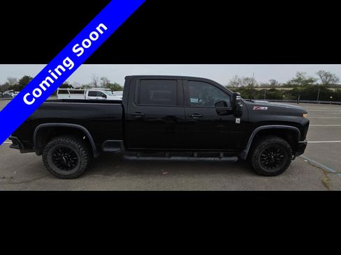 Used 2021 Chevrolet Silverado 2500 LTZ w/ LTZ Plus Package AWD/4WD image 12