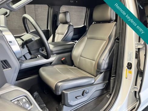 Used 2025 Ford F150 Lariat AWD/4WD image 7