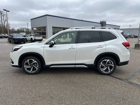 Used 2022 Subaru Forester Touring w/ Popular Package #2 image 4