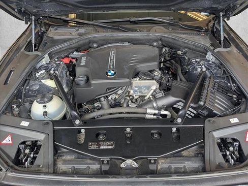 Used 2013 BMW 528i xDrive Sedan image 24