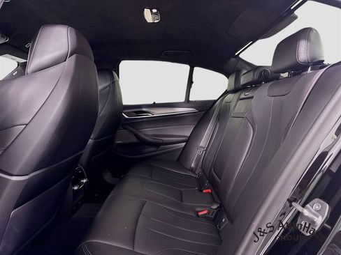 Used 2019 BMW M5 w/ Executive Package image 27