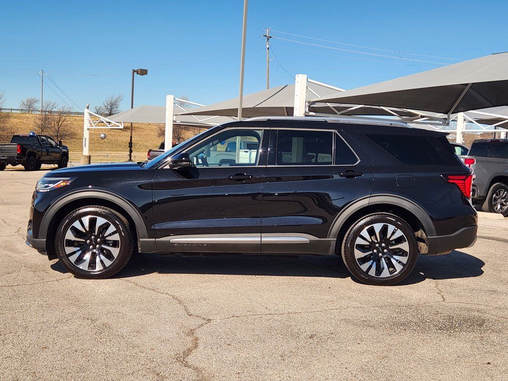 Used 2025 Ford Explorer Platinum w/ LUX Leather Package AWD/4WD image 4