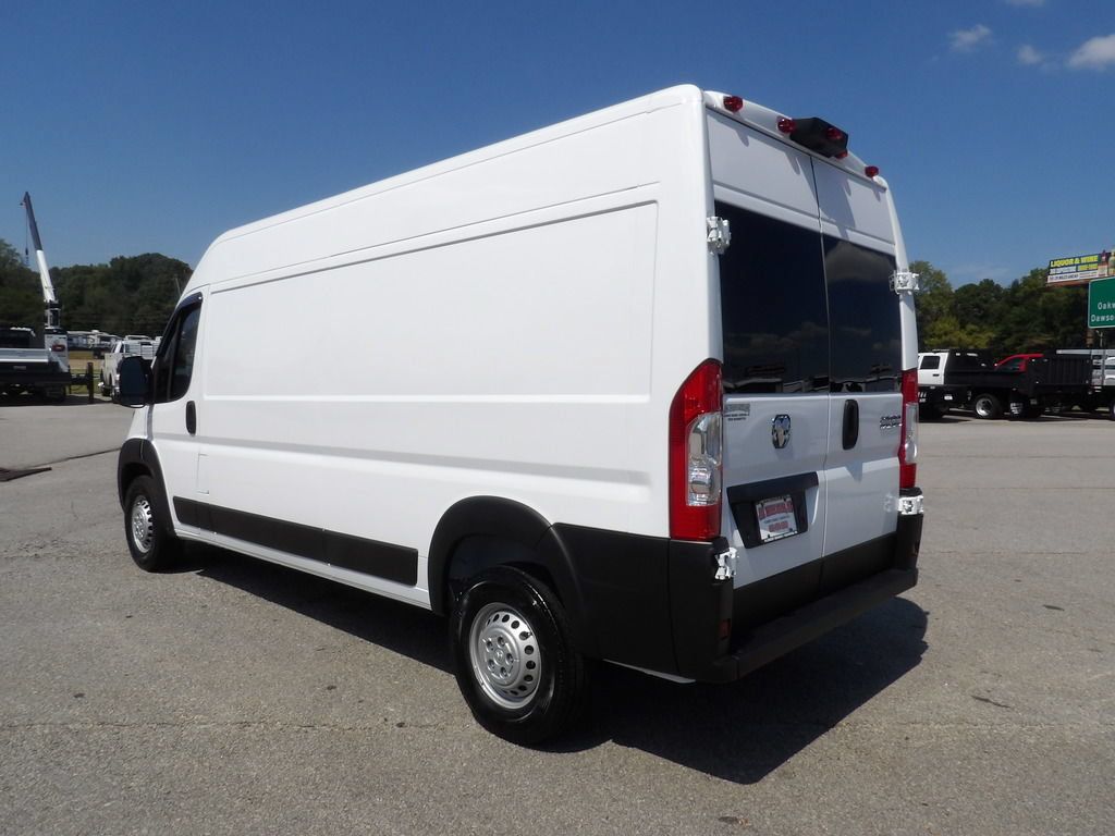 Used 2024 RAM ProMaster 2500 FWD image 4