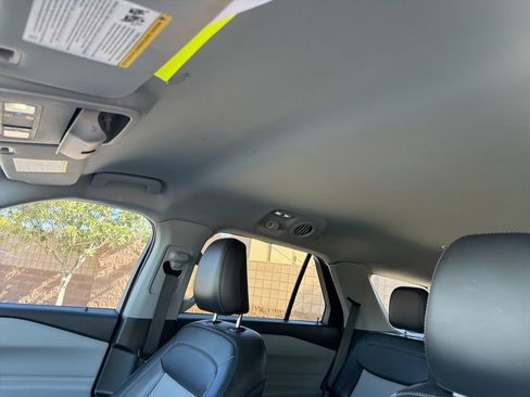 Used 2022 Ford Explorer XLT w/ Equipment Group 202A RWD image 8