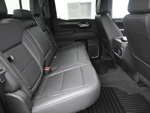 Used 2023 Chevrolet Silverado 1500 LTZ w/ LTZ Premium Package image 9