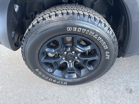 Used 2022 Jeep Cherokee Latitude w/ Sun & Sound Group image 13