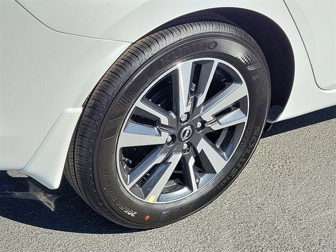 New 2025 Nissan Versa SV w/ Trunk Package image 3