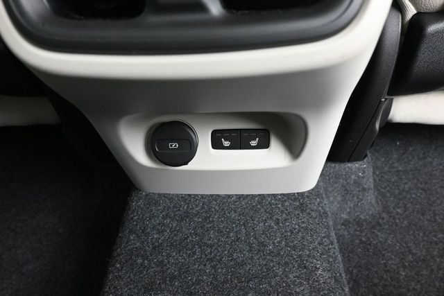New 2026 Volvo XC40 B5 Ultra w/ Protection Package Premier AWD/4WD image 34