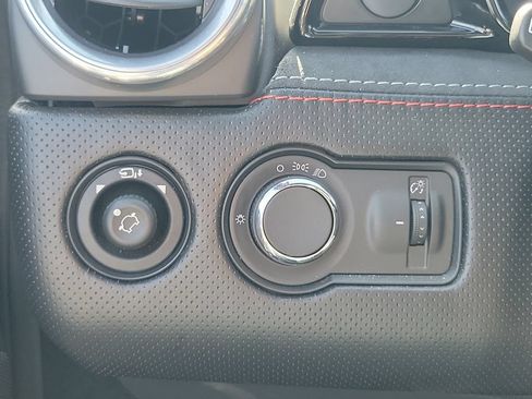 Used 2020 Lotus Evora RWD image 18