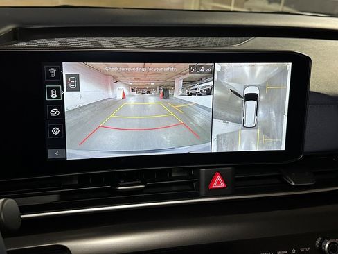 New 2025 Kia Carnival SX image 27