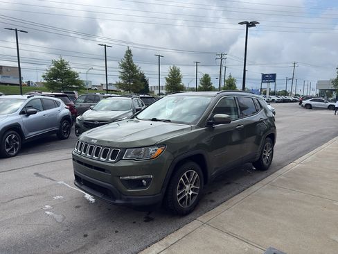 Used 2020 Jeep Compass Latitude FWD image 7