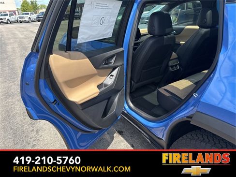 New 2025 Chevrolet Equinox ACTIV image 33