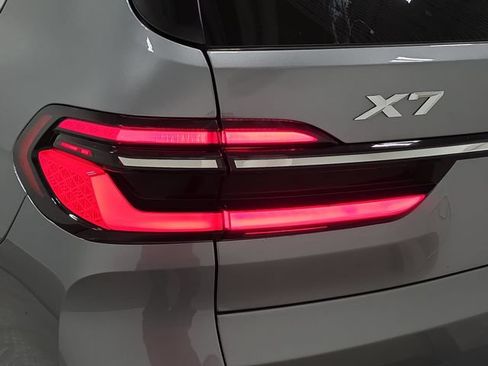 Used 2026 BMW X7 xDrive40i AWD/4WD image 29