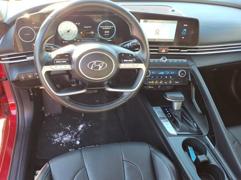 Used 2023 Hyundai Elantra Limited FWD image 10