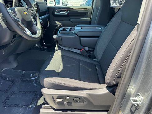 New 2026 Chevrolet Silverado 1500 LT AWD/4WD image 16
