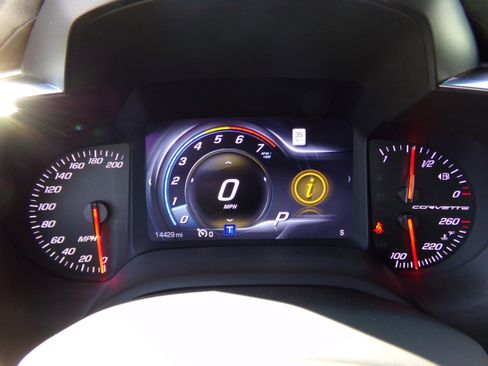 Used 2016 Chevrolet Corvette Stingray Coupe w/ 2LT Preferred Equipment Group RWD image 18