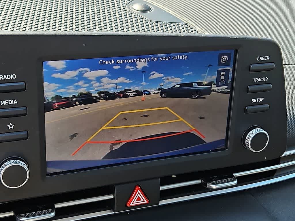 Used 2023 Hyundai Elantra Blue FWD image 16