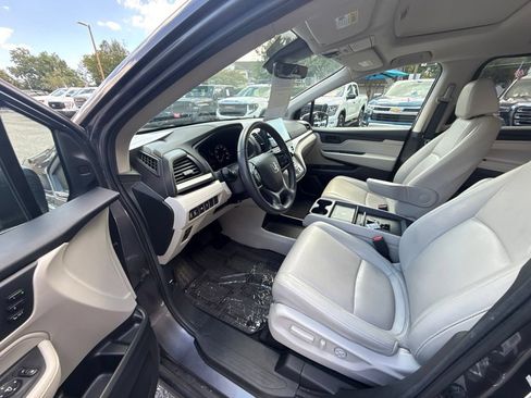 Used 2025 Honda Odyssey EX-L image 12