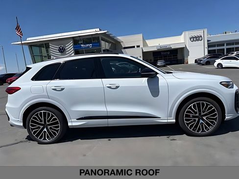 New 2026 Audi SQ5 Premium Plus AWD/4WD image 2