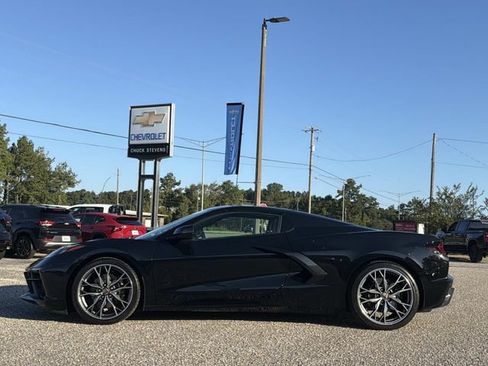 Used 2023 Chevrolet Corvette Stingray Preferred Conv w/ Chrome Exterior Badge Package RWD image 13