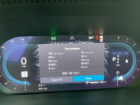 Used 2024 Volvo XC40 B5 Core image 43