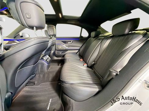 Used 2023 Mercedes-Benz S 500 4MATIC image 27