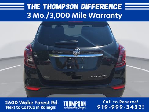 Used 2021 Buick Encore Preferred w/ Safety Package AWD/4WD image 4
