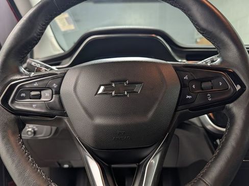 Used 2023 Chevrolet Bolt EUV LT w/ Comfort Package image 20