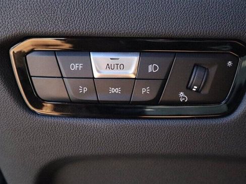 Used 2024 BMW M2 w/ Lighting Package RWD image 19