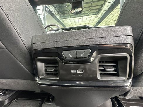 Used 2024 GMC Sierra 1500 AT4 w/ Technology Package AWD/4WD image 20