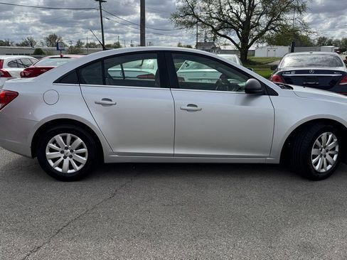 Used 2011 Chevrolet Cruze LS w/ Connectivity Package FWD image 10
